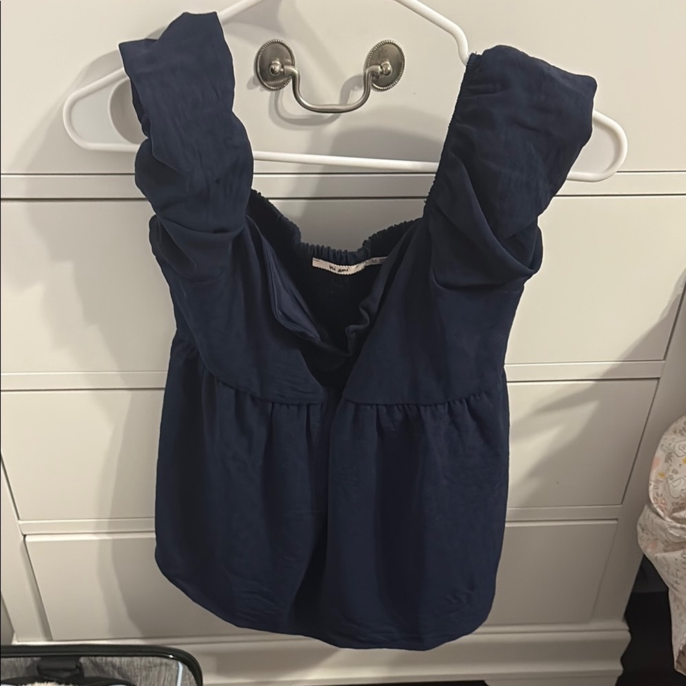 Miami Blue Flutter Sleeve Ruffled Blouse